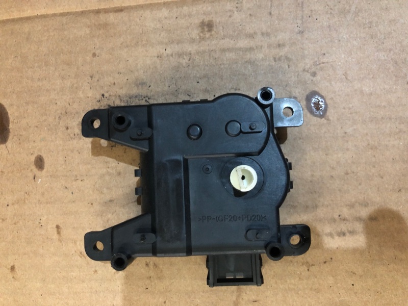 Моторчик заслонки печки RDX 12-19 2018 Внедорожник 3.5