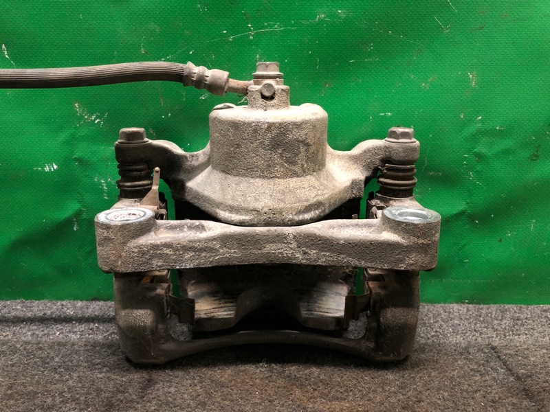 Суппорт тормозной передний левый SENTRA (B16) 06–12 MR20DE Суппорт тормозной передний левый SENTRA (B16) 06–12 MR20DE