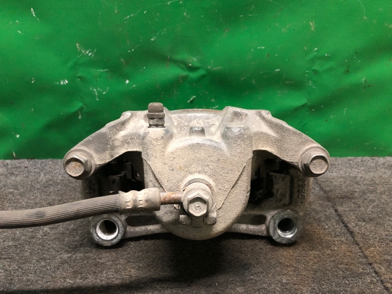 Суппорт тормозной передний левый NISSAN SENTRA (B16) 06–12 MR20DE Суппорт тормозной передний левый NISSAN SENTRA (B16) 06–12 MR20DE