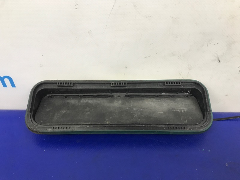 Клапан вентиляции салона задний правый KIA FORTE YD 12- 97510-3M100 Б/У