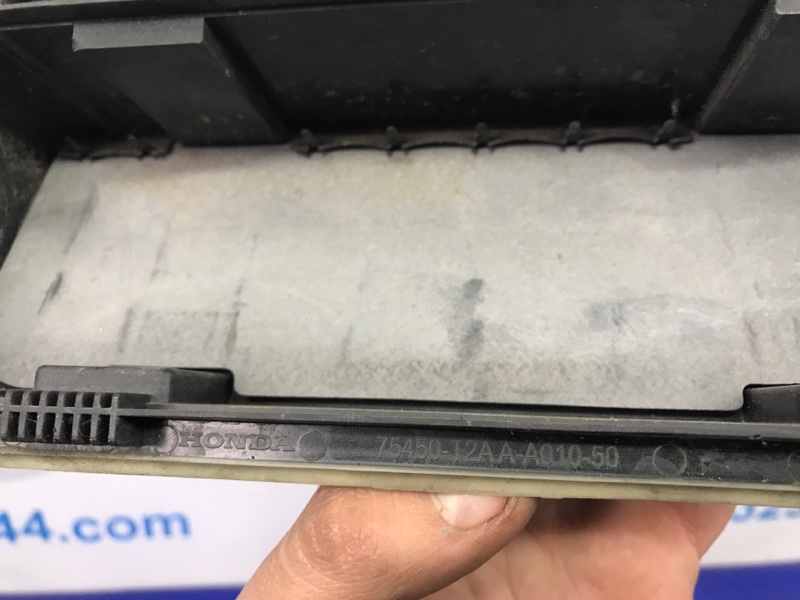 Клапан вентиляции салона задний ACURA TLX 14-17