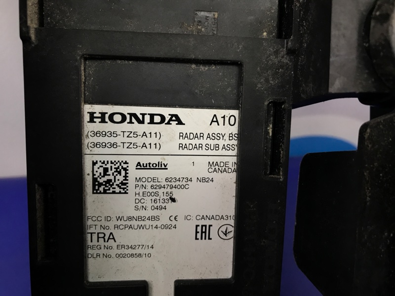 Датчик слепых зон задний левый ACURA MDX (YD3) 13-21 YD3 Датчик слепых зон задний левый ACURA MDX (YD3) 13-21 YD3