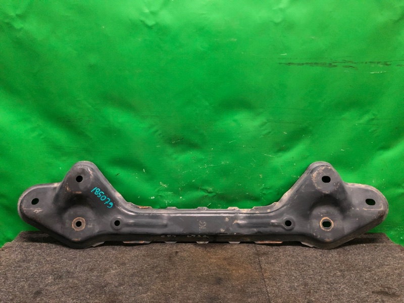 Запчасть крепление балки подвески MAZDA CX-7 06-12 2009 Внедорожник 2.3 EG21-34-H90 Б/У Крепление балки подвески MAZDA CX-7 06-12 2009 Внедорожник 2.3 EG21-34-H90 Б/У