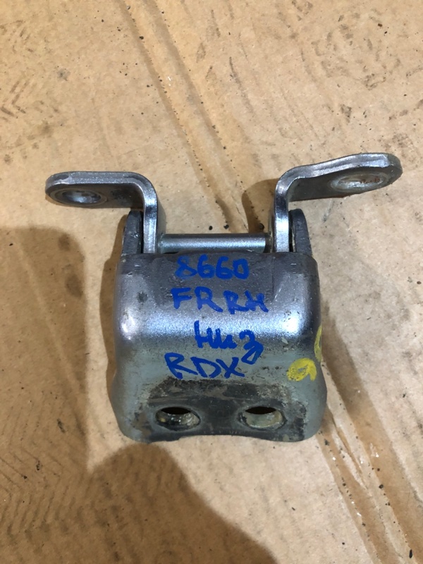 Запчасть петля двери нижняя передняя правая ACURA RDX 12-19 2015 TB3 3.5 J35Z2 67420-SDA-A01ZZ Б/У Петля двери нижняя передняя правая ACURA RDX 12-19 2015 TB3 3.5 J35Z2 67420-SDA-A01ZZ Б/У