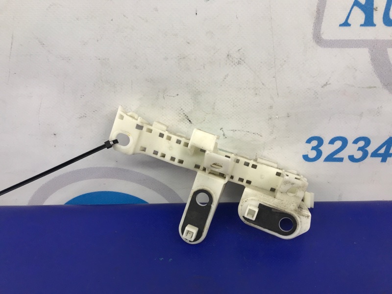 Кронштейн заднего бампера задний правый SUBARU CROSSTREK 12-17 57707FJ080 Б/У