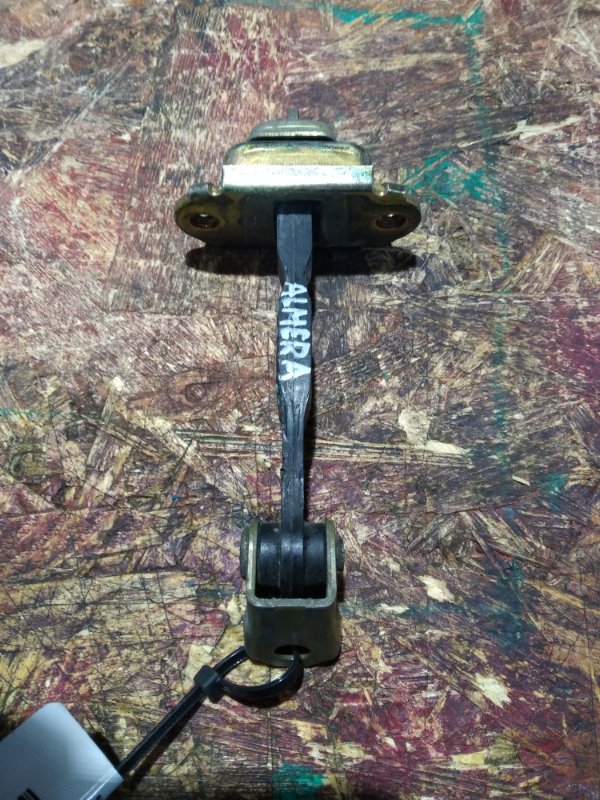 Ограничитель двери передний левый ALMERA 03-09 2004 N16 1.5 Ограничитель двери передний левый ALMERA 03-09 2004 N16 1.5