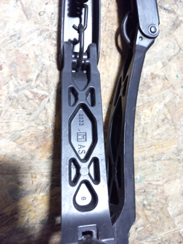 Поводок стеклоочистителя передний FORESTER 12-19 2015 Внедорожник 2.5 FB25B