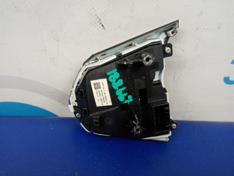 Кнопки на руль правые RDX 19- 2019 Внедорожник 2.0 Кнопки на руль правые RDX 19- 2019 Внедорожник 2.0