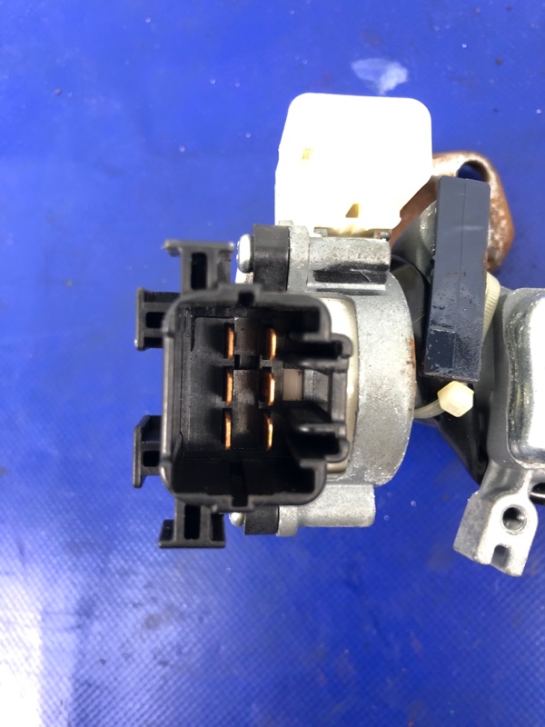 Замок зажигания SX4 06-13 2008 Седан 2.0 J20A