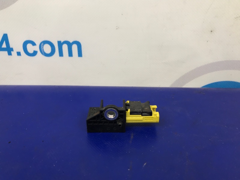 Датчик удара правый RDX 12-19