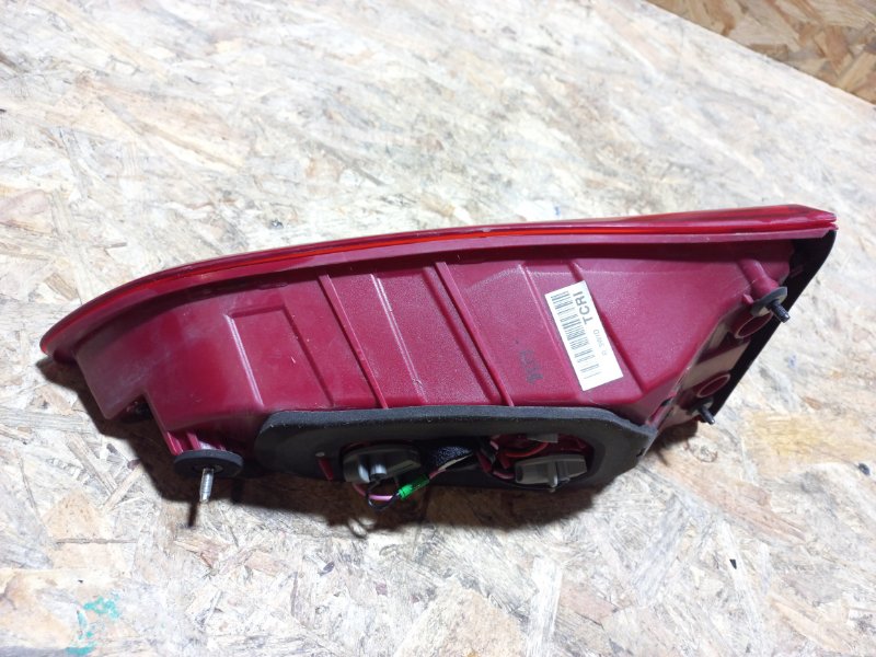 Фонарь внутренний задний правый HYUNDAI TUCSON TL 15-20 Фонарь внутренний задний правый HYUNDAI TUCSON TL 15-20