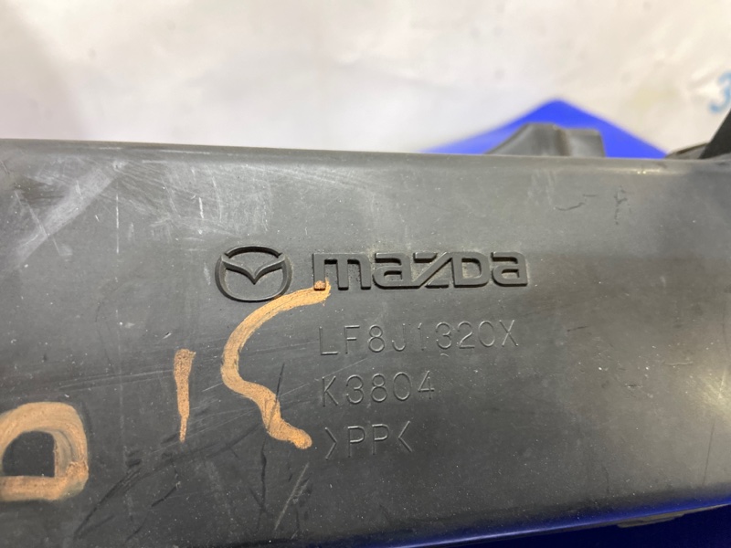Воздухозаборник MAZDA 3 BL 09-13 Седан 2.0 LF-DE