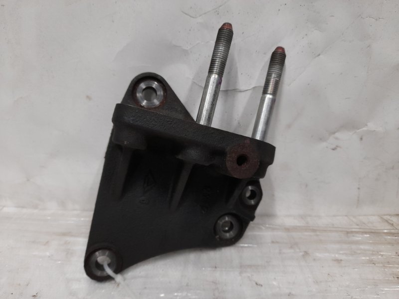 Запчасть кронштейн двигателя правый MITSUBISHI LANCER X 10 07-15 2010 Седан 2.0 4B11 1091A131 Б/У Кронштейн двигателя правый MITSUBISHI LANCER X 10 07-15 2010 Седан 2.0 4B11 1091A131 Б/У