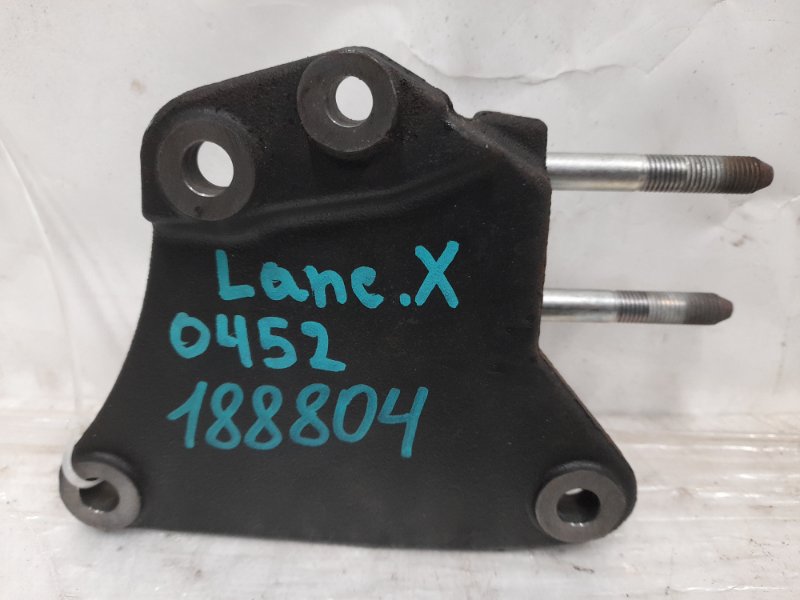 Кронштейн двигателя правый LANCER X 10 07-15 2010 Седан 2.0 4B11 Кронштейн двигателя правый LANCER X 10 07-15 2010 Седан 2.0 4B11