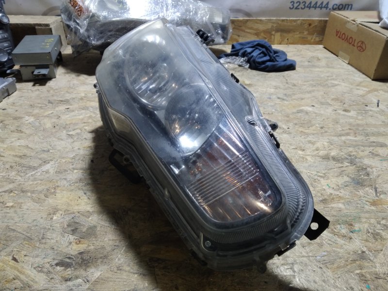 Фара передняя правая MITSUBISHI LANCER X 10 07-15