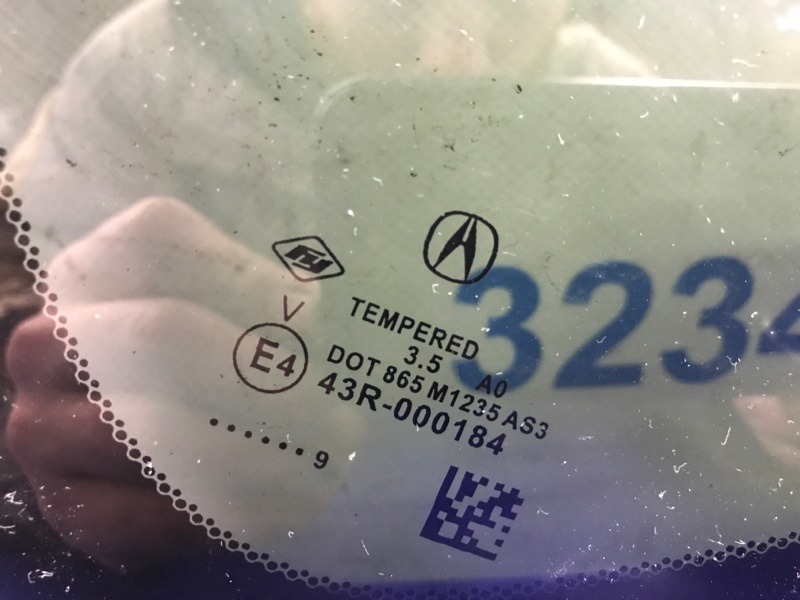 Стекло в кузов заднее левое ACURA RDX 19- Внедорожник 2.0 Стекло в кузов заднее левое ACURA RDX 19- Внедорожник 2.0