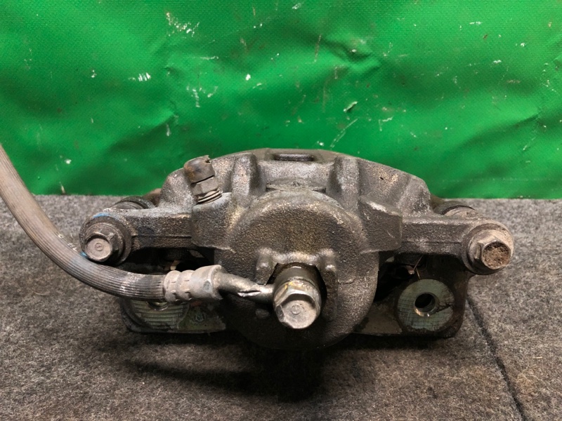 Суппорт тормозной передний правый HONDA CIVIC ES 00-05