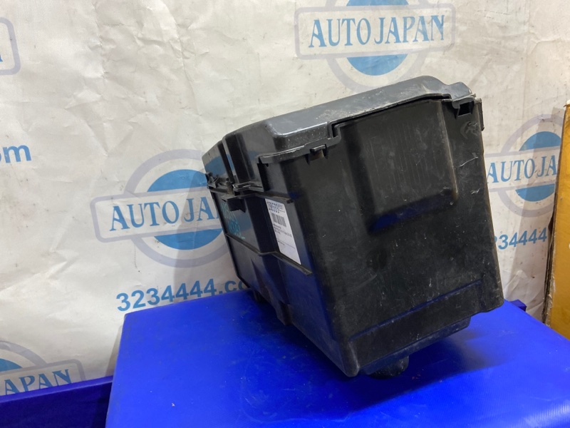 Короб аккумулятора 3 BL 09-13 2010 Седан 2.0 LF-DE Короб аккумулятора 3 BL 09-13 2010 Седан 2.0 LF-DE