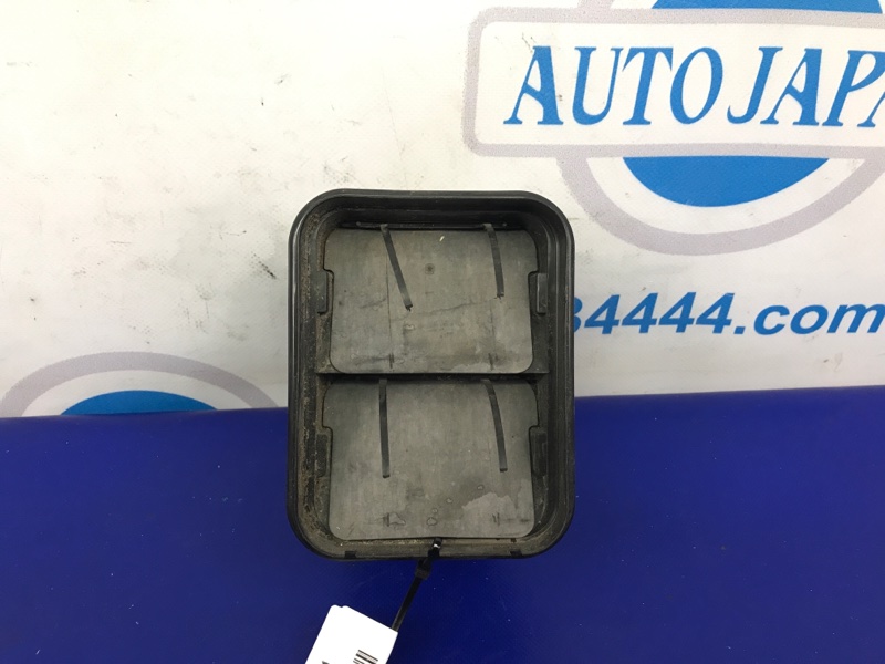 Клапан вентиляции салона задний левый INFINITI QX60/JX35 12-20 76804-3JA0A Б/У