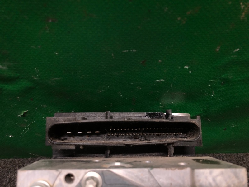 Блок ABS G25/G35/G37/Q40 06-14 2008 Седан 3.5 VQ35HR