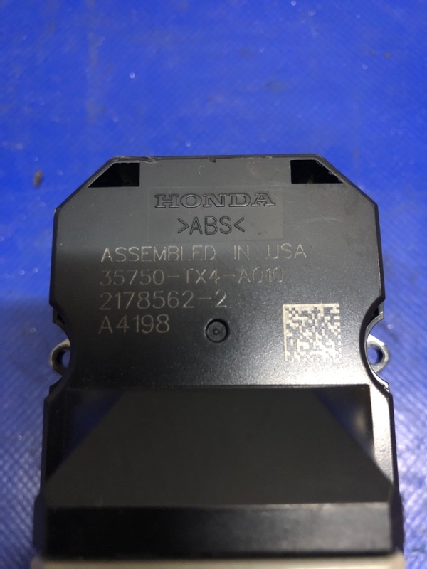 Блок управления стеклоподъемниками передний левый ACURA RDX 12-19 TB3 3.5 J35Z2