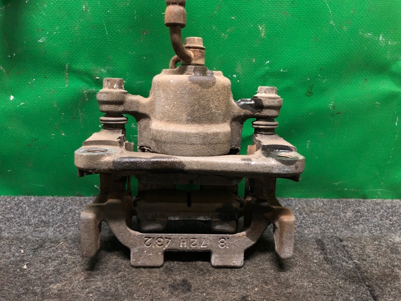 Суппорт тормозной задний левый G25/G35/G37/Q40 06-14 2008 Седан 3.5 VQ35HR