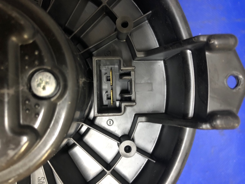 Моторчик печки RDX 12-19 2015 TB3 3.5 J35Z2 Моторчик печки RDX 12-19 2015 TB3 3.5 J35Z2