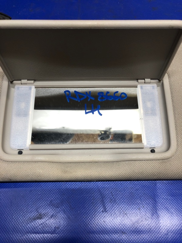 Козырек солнцезащитный левый RDX 12-19 2015 TB3 3.5 J35Z2 Козырек солнцезащитный левый RDX 12-19 2015 TB3 3.5 J35Z2