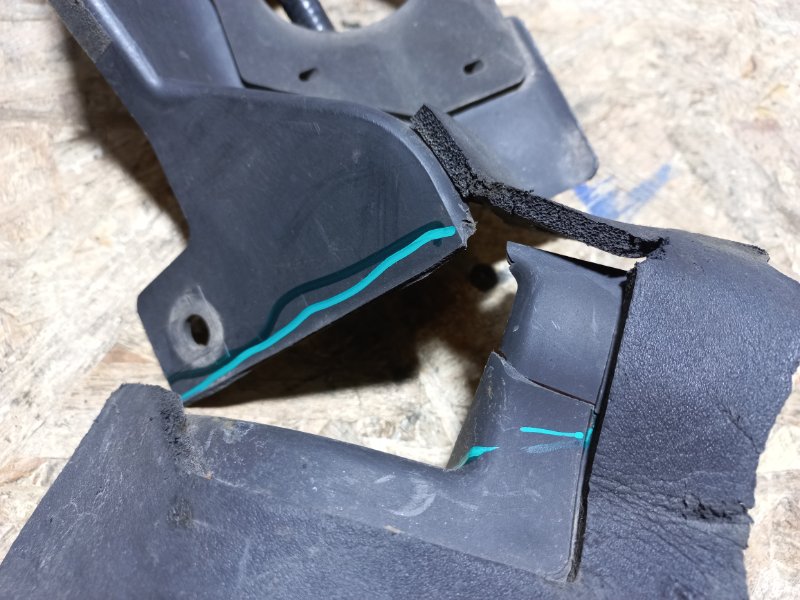 Дефлектор радиатора правый NISSAN PATHFINDER R51 04-14