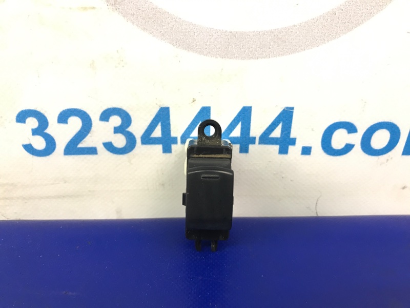 Кнопка стеклоподъемника задняя правая NISSAN TEANA J31 03-07 25411-AX010 Б/У