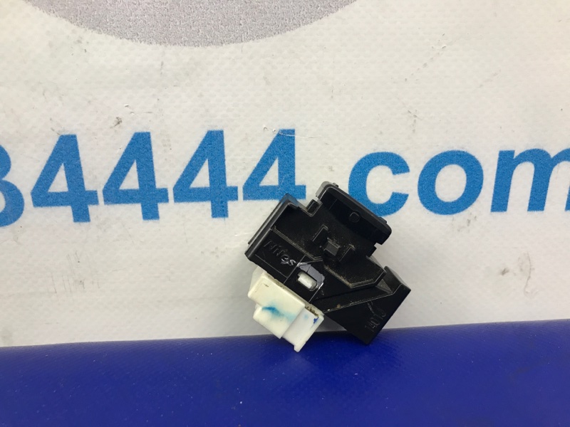 Кнопка центрального замка передняя правая SUBARU OUTBACK 09-14 BR