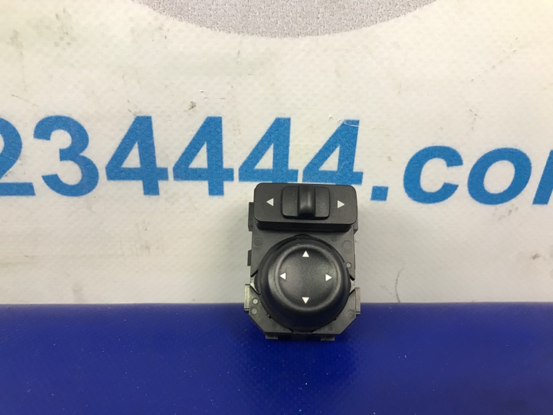 Блок управления зеркалами передний левый NISSAN ALTIMA L33 12-18 25570-3TB1A Б/У