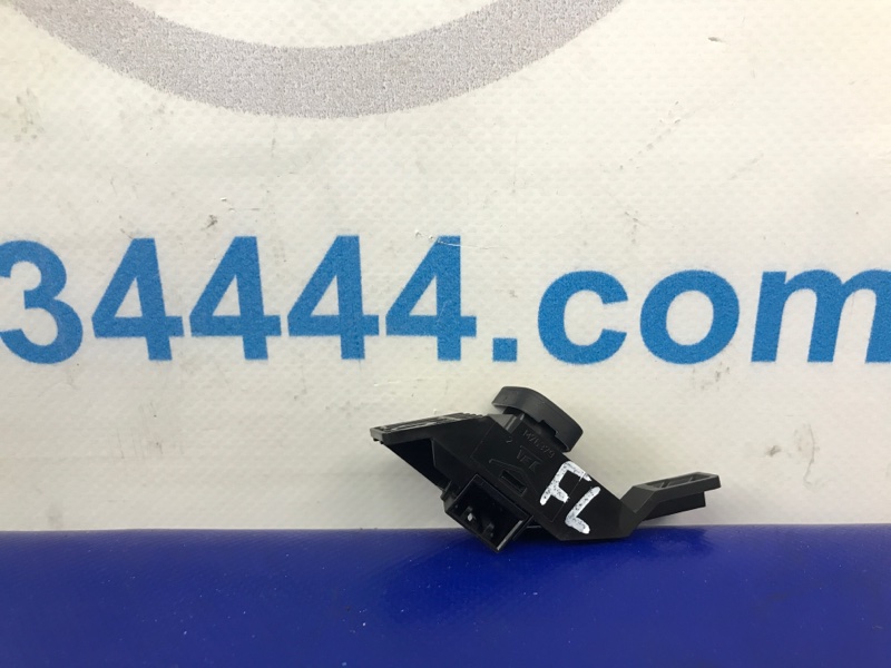 Кнопка открывания багажника внутренняя ACURA RDX 19- Внедорожник 2.0