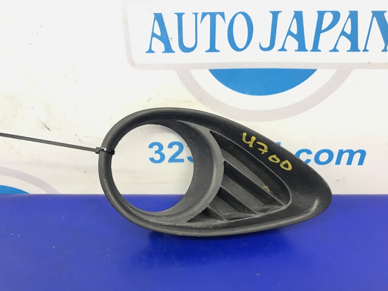 Накладка противотуманной фары правая INFINITI FX/QX70 S51 08-17 2009 S51 3.5 VQ35HR 62256-1CA0A Б/У