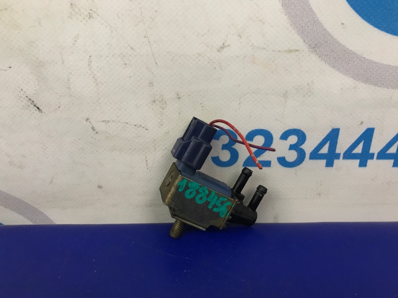 Запчасть клапан электромагнитный (вакуумный) NISSAN MURANO Z50 02-07 3.5 VQ35DE 14930-9E010 Б/У Клапан электромагнитный (вакуумный) NISSAN MURANO Z50 02-07 3.5 VQ35DE 14930-9E010 Б/У