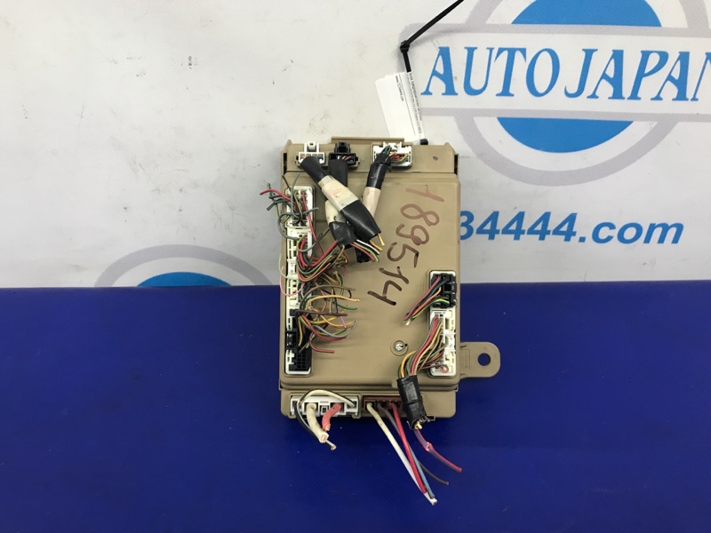 Блок предохранителей салон LEGACY BN 14-18 2016 Седан 2.5 FB25B Блок предохранителей салон LEGACY BN 14-18 2016 Седан 2.5 FB25B