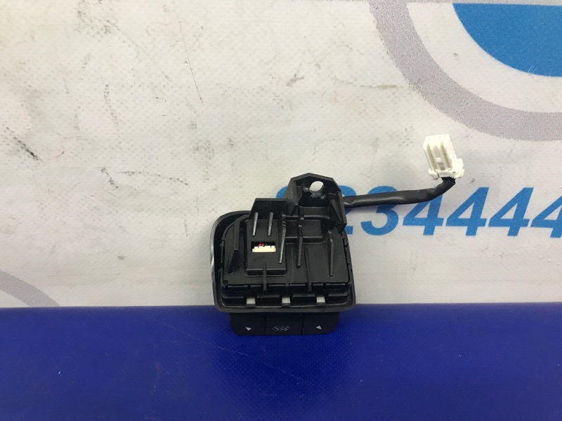 Кнопки на руль LEGACY BN 14-18 2016 Седан 2.5 FB25B