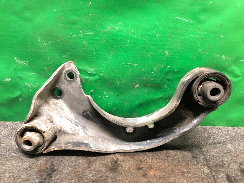 Кронштейн редуктора передний левый PATHFINDER R50 96-04 1998 Внедорожник 3.3