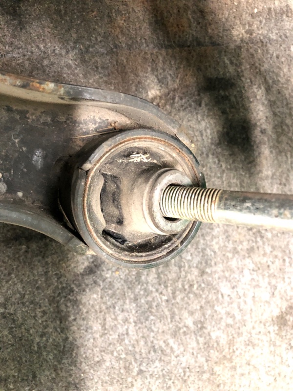 Кронштейн редуктора передний левый NISSAN PATHFINDER R50 96-04 Внедорожник 3.3