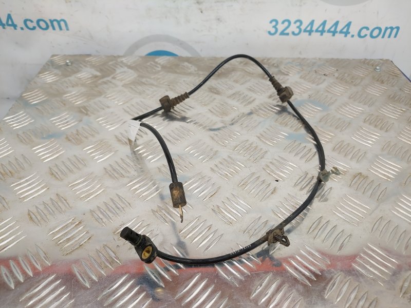 Датчик ABS задний правый SUZUKI SX4 06-13 2008 Седан 2.0 J20A 56310-79J01 Б/У