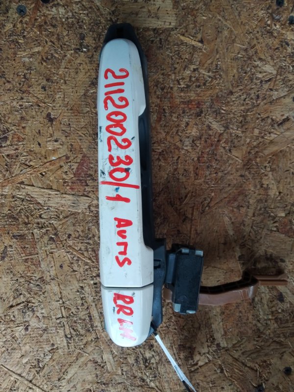 Ручка двери наружная задняя левая TOYOTA AURIS 06-12 69211-12220-03 Б/У