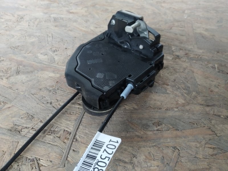 Замок двери задний левый AURIS 06-12