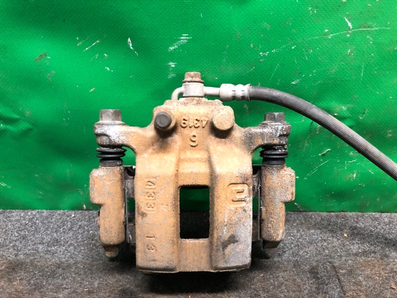 Суппорт тормозной задний правый INFINITI Q50 15-20 Седан 44001-1AA0A Б/У