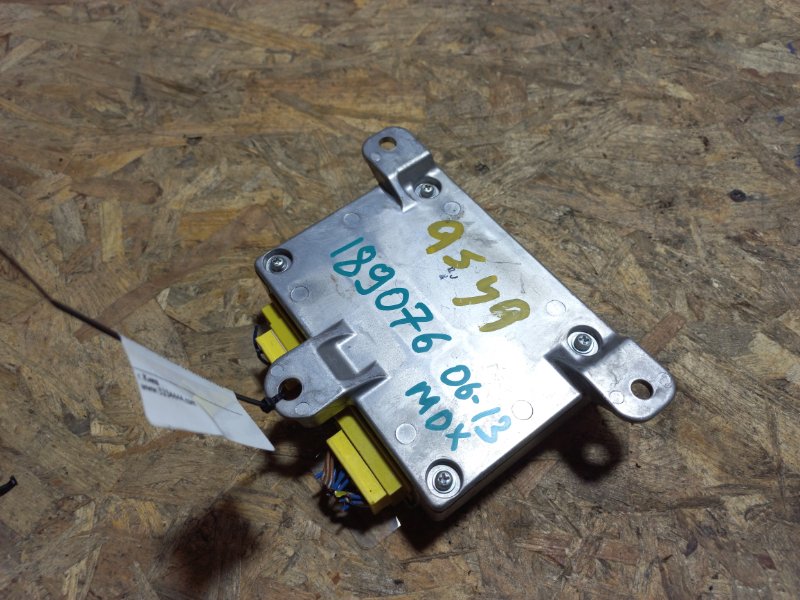 Блок управления AIRBAG ACURA MDX (YD2) 06-13 2008 YD2 3.7 J37A1 77960-STX-A01 Б/У