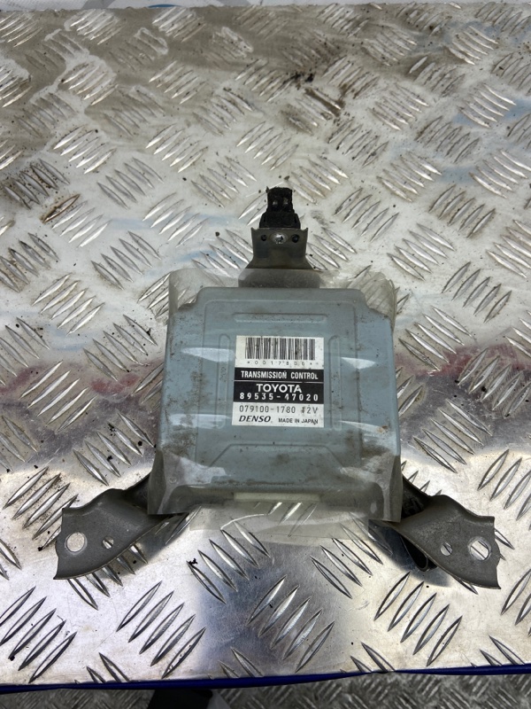 Блок управления АКПП TOYOTA PRIUS - 20 03-11 1NZ 89535-47020 Б/У