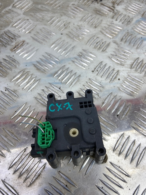 Моторчик заслонки печки CX-7 06-12 Внедорожник