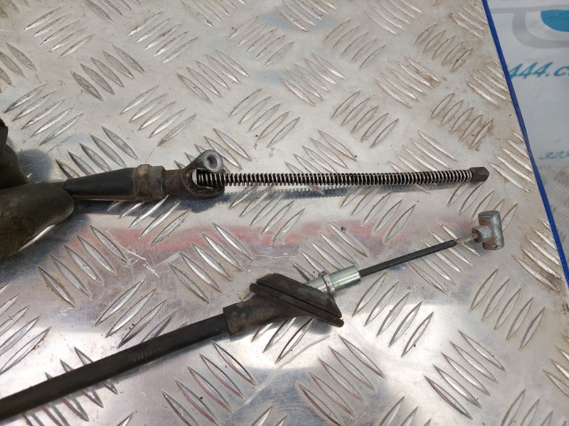 Трос стояночного тормоза правый SUZUKI SX4 06-13 Седан 2.0 J20A