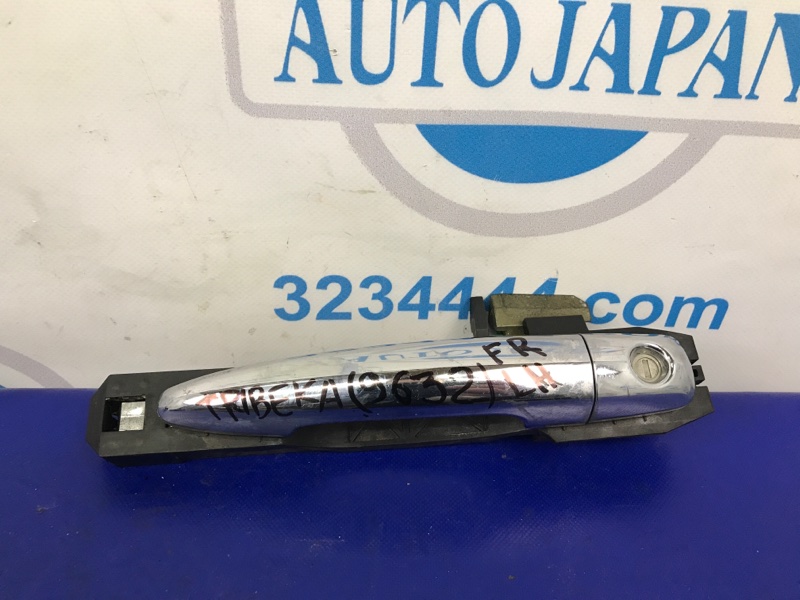Ручка двери наружная передняя левая SUBARU TRIBECA B9 05-07 61160XA01A Б/У