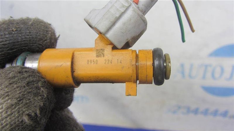 Форсунка топливная G25/G35/G37/Q40 06-14 2012 Седан 3.7 VQ37VHR