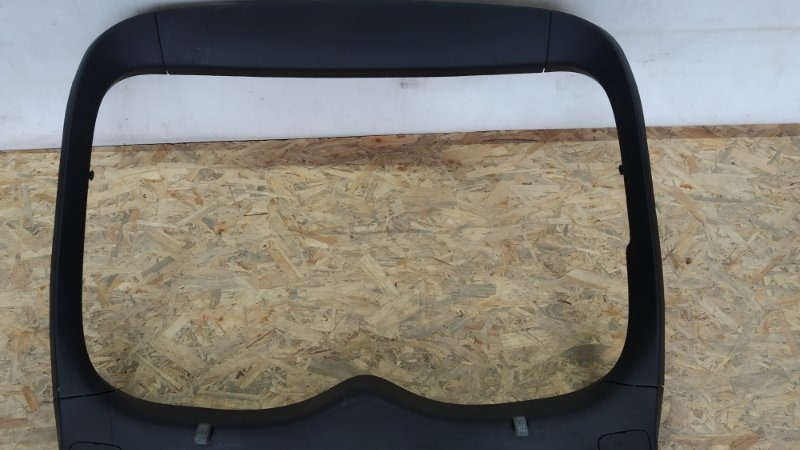 Обшивка крышки багажника LANCER X 10 07-15 2010 Хетчбек 2.4 4B12